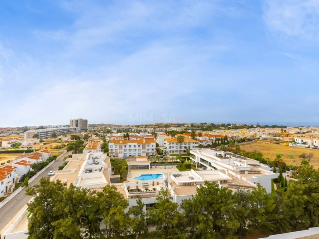 Luxury Apartment for sale in Lagos, 606 000 €, Photo 2