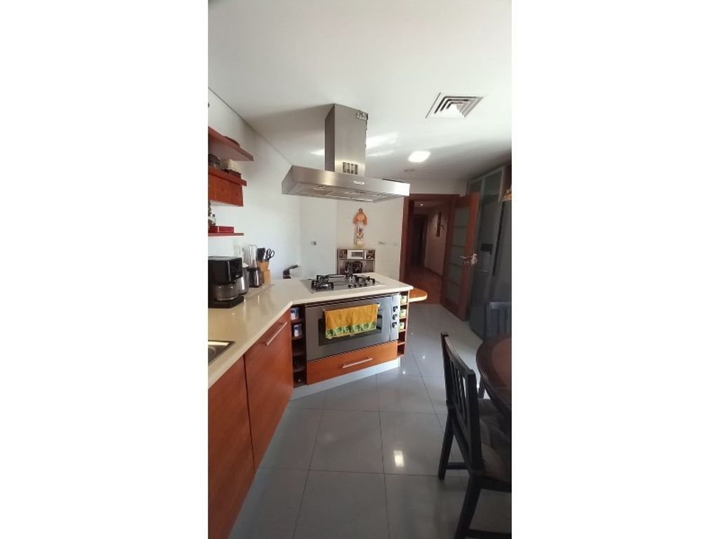 Luxury Apartment for sale in Odivelas, 585 000 €, Photo 2