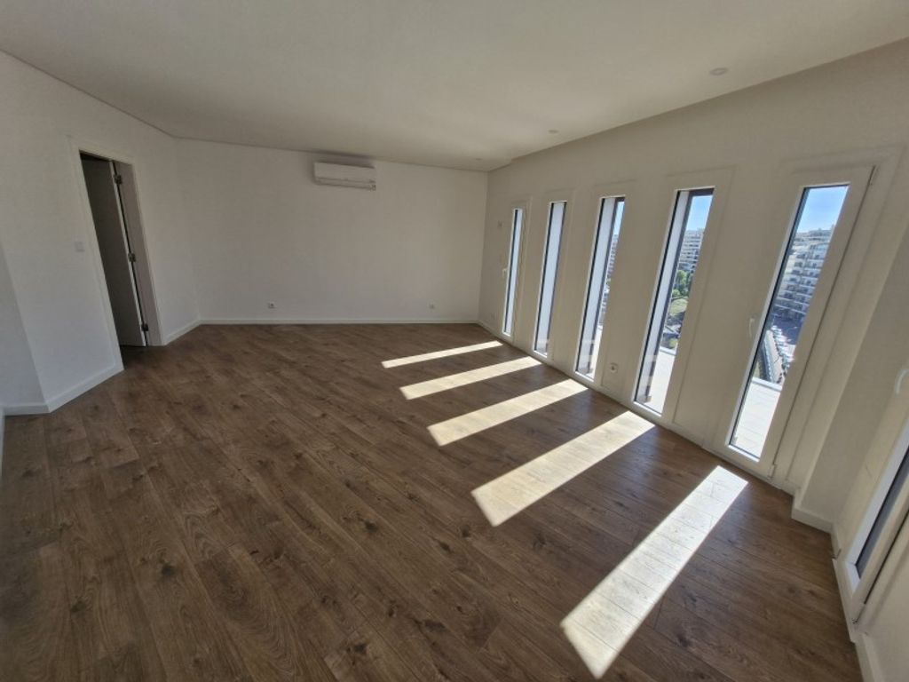 Luxury Apartment for sale in Odivelas, 900 000 €, Photo 2