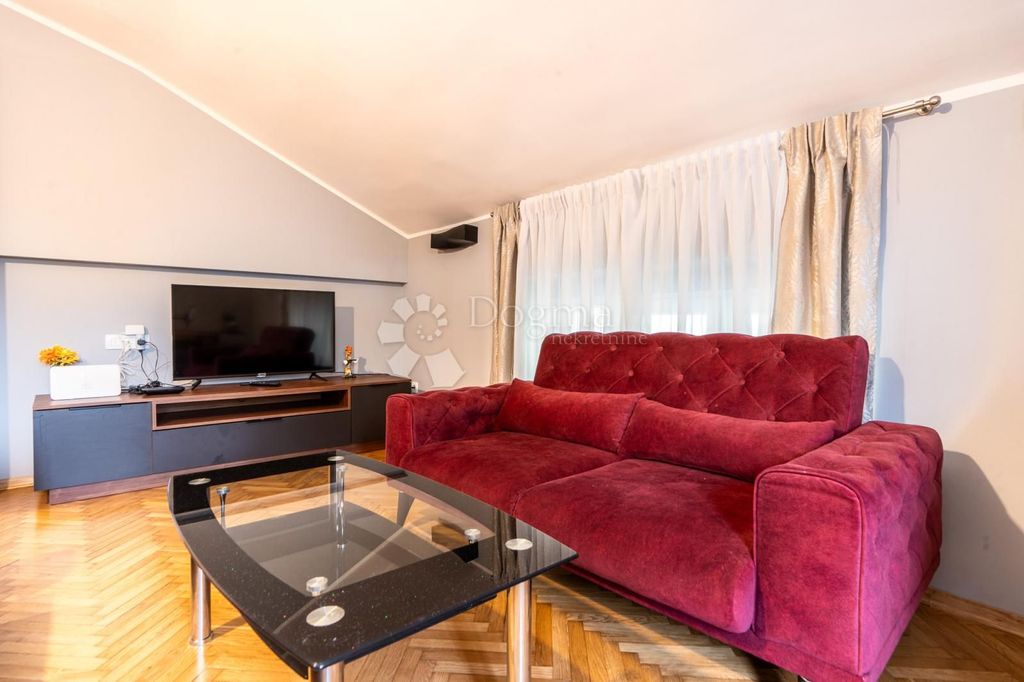 Luxury Apartment for sale in Opatija, 812 000 €, Photo 3
