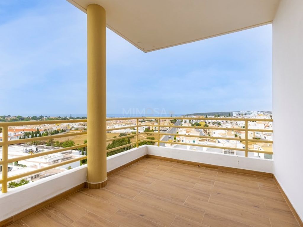 Luxury Apartment for sale in Lagos, 606 000 €, Photo 3