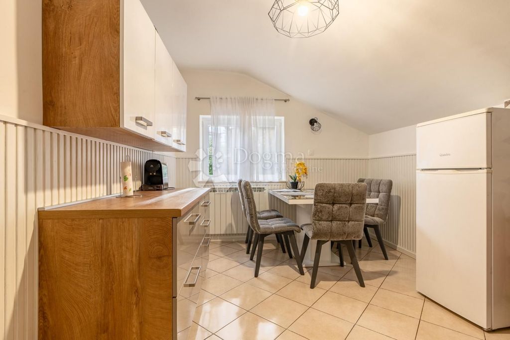 Luxury Apartment for sale in Opatija, 812 000 €, Photo 6