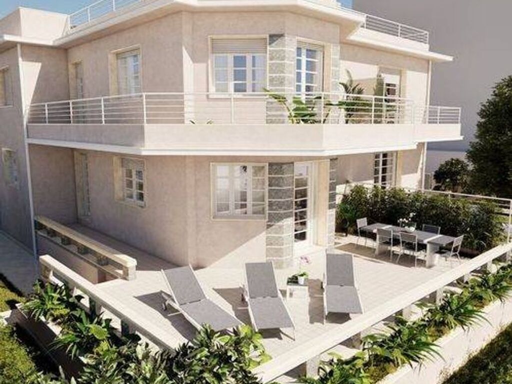 Luxury House for sale in Camaiore, 1 750 000 €, Photo 1
