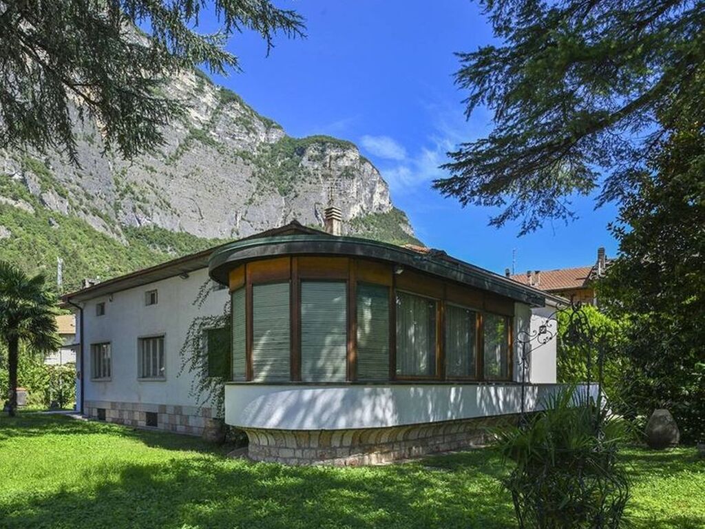 Luxury House for sale in Mezzocorona, 1 600 000 €, Photo 1