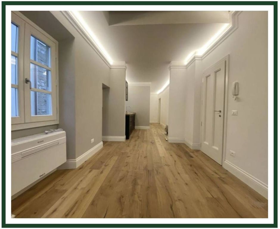 Luxury Apartment for sale in Florence, 490 000 €, Photo 1