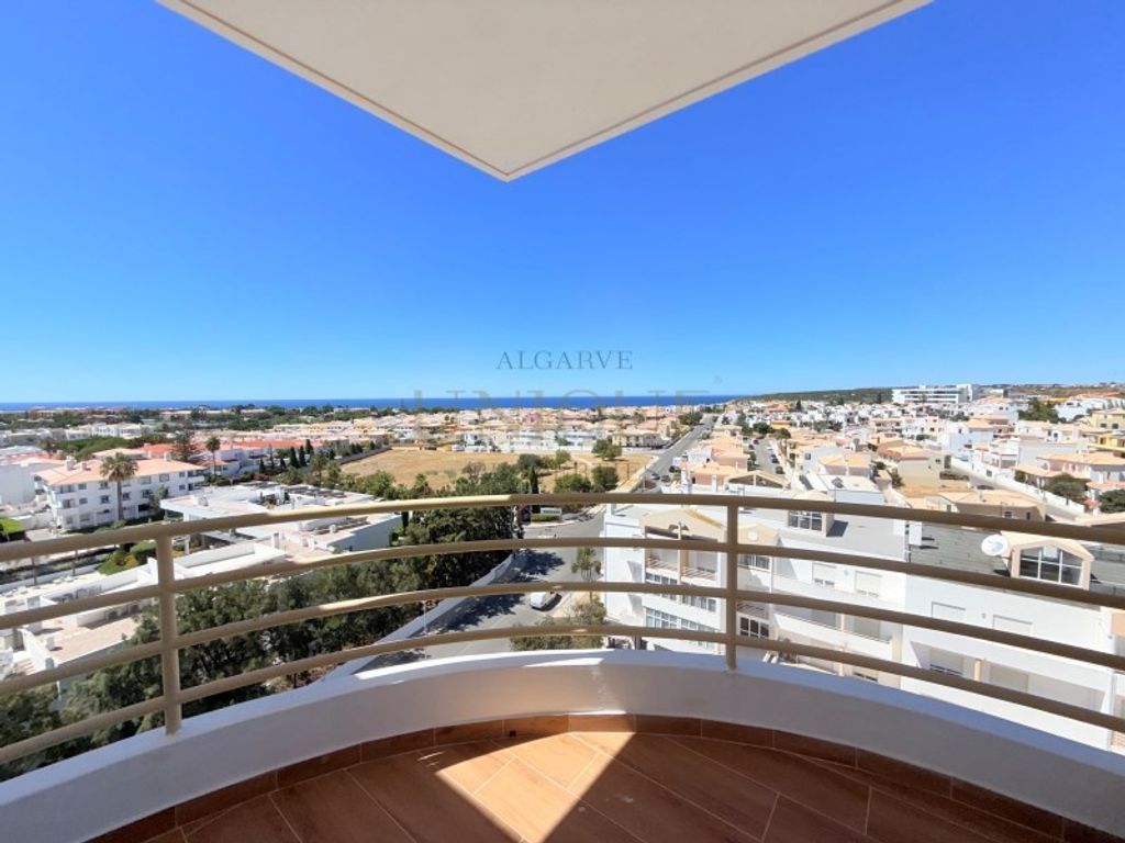 Luxury Apartment for sale in Lagos, 606 000 €, Photo 2