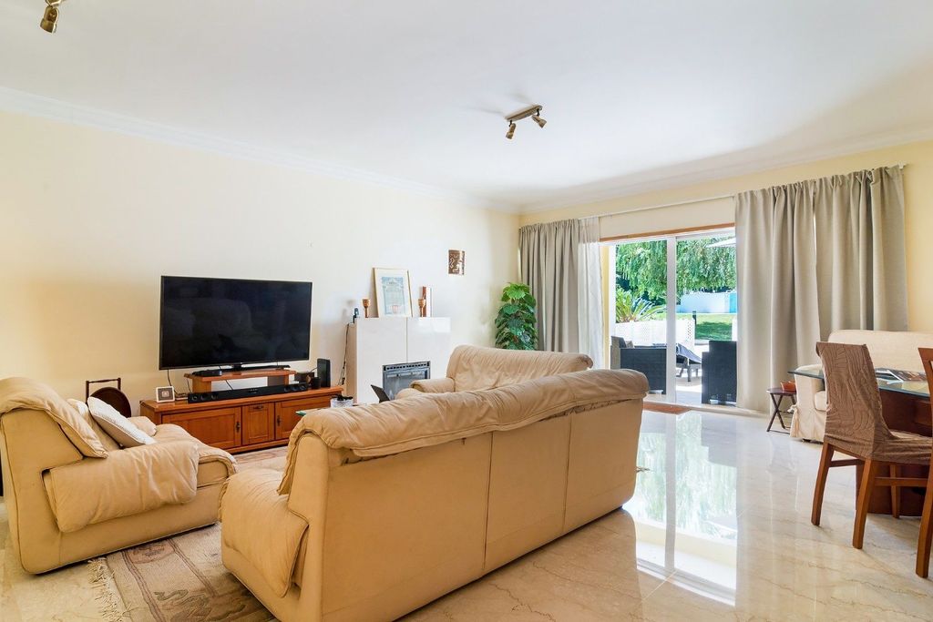 Luxury Apartment for sale in Alcabideche, 1 050 000 €, Photo 2