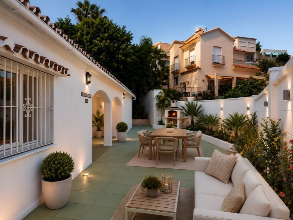 Maison de luxe à vendre à Fuengirola, 649 000 €, Photo 2