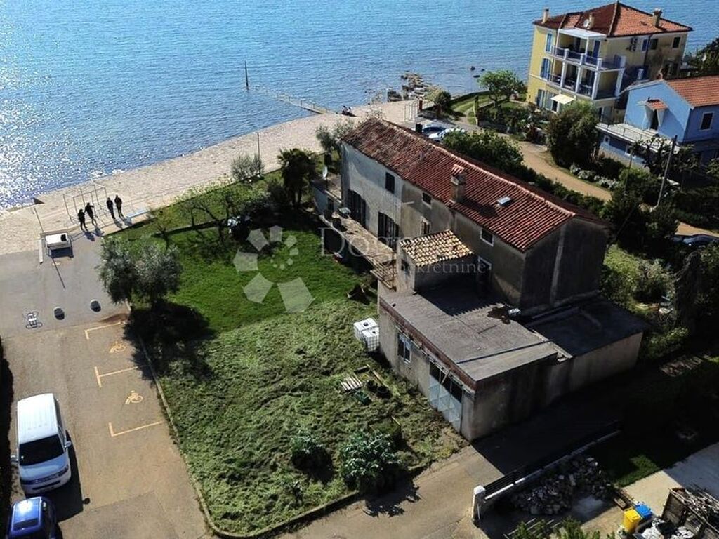 Maison de luxe à vendre à Novigrad, 728 000 €, Photo 3