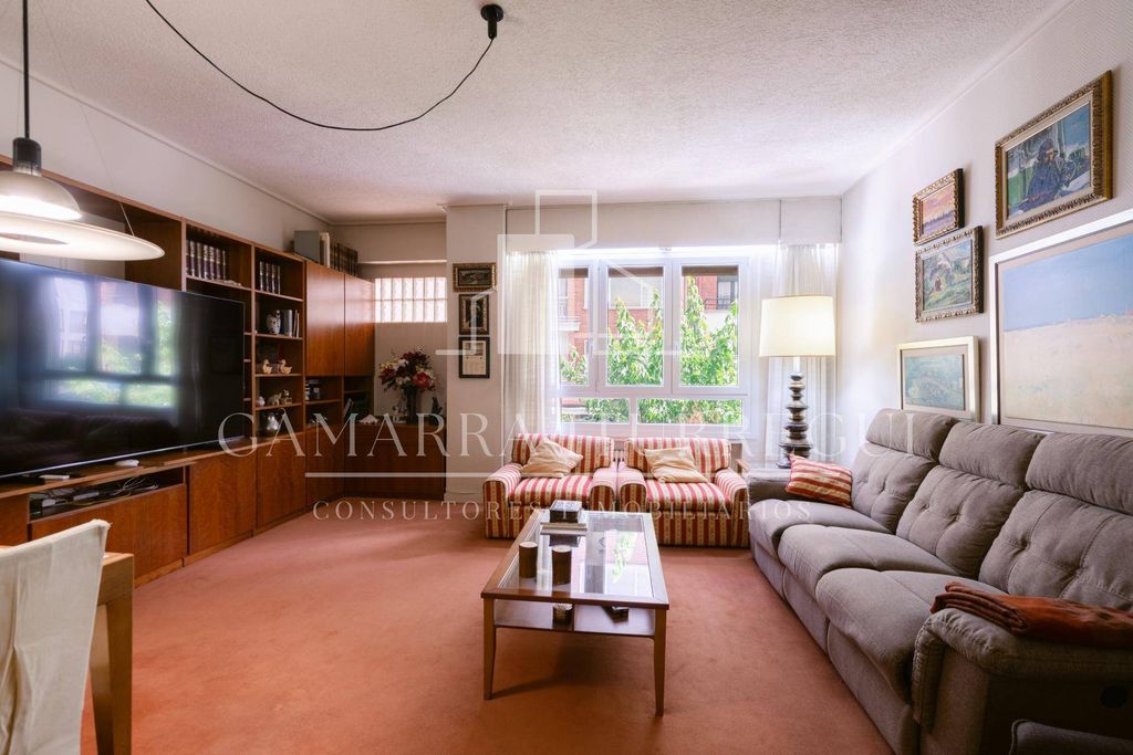 Appartement de luxe à vendre à Bilbao, 750 000 €, Photo 3