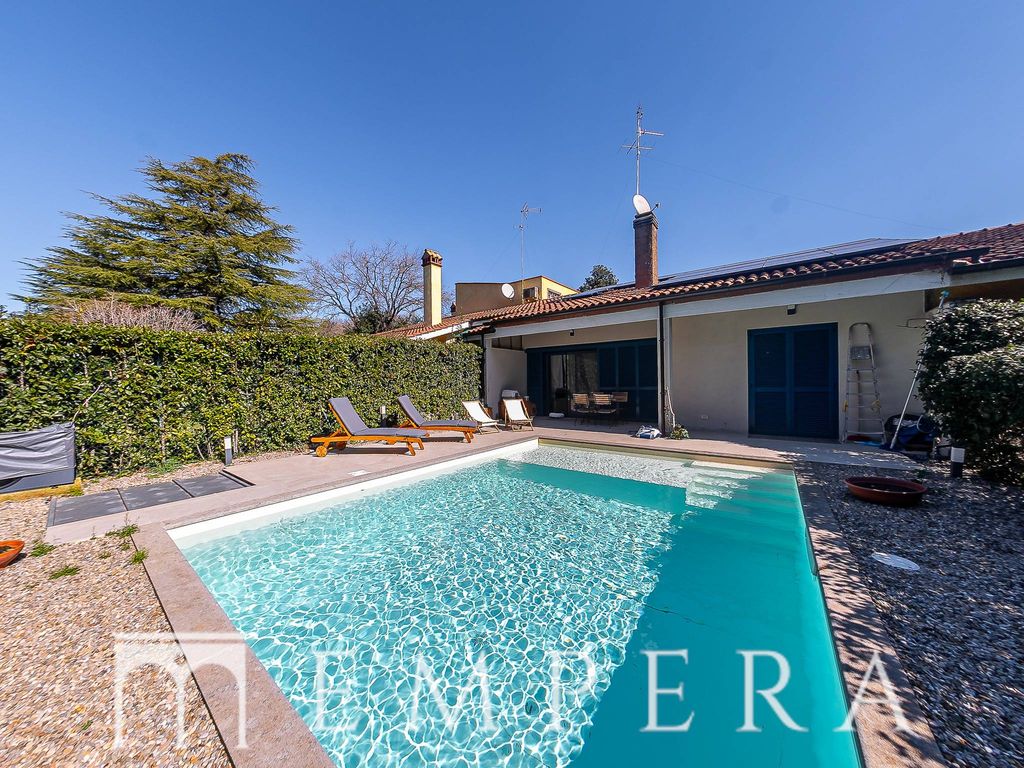 Luxury House for sale in Rome, 579 000 €, Photo 4