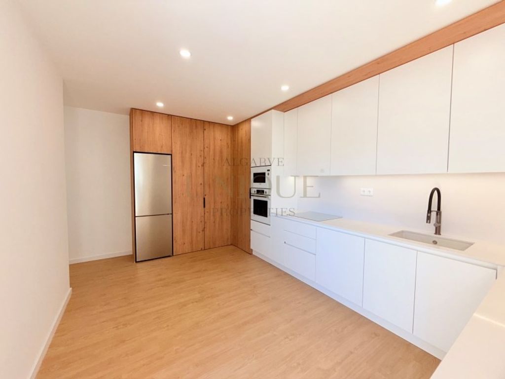 Luxury Apartment for sale in Lagos, 606 000 €, Photo 5