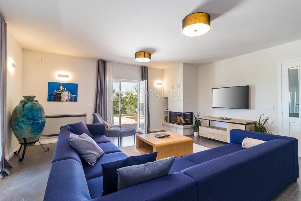 Maison de luxe à vendre à Motovun, 1 400 000 €, Photo 5