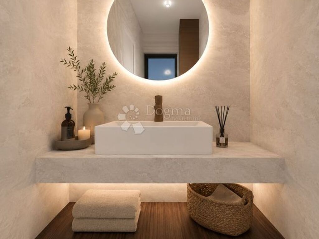 Maison de luxe à vendre à Novigrad, 450 000 €, Photo 6