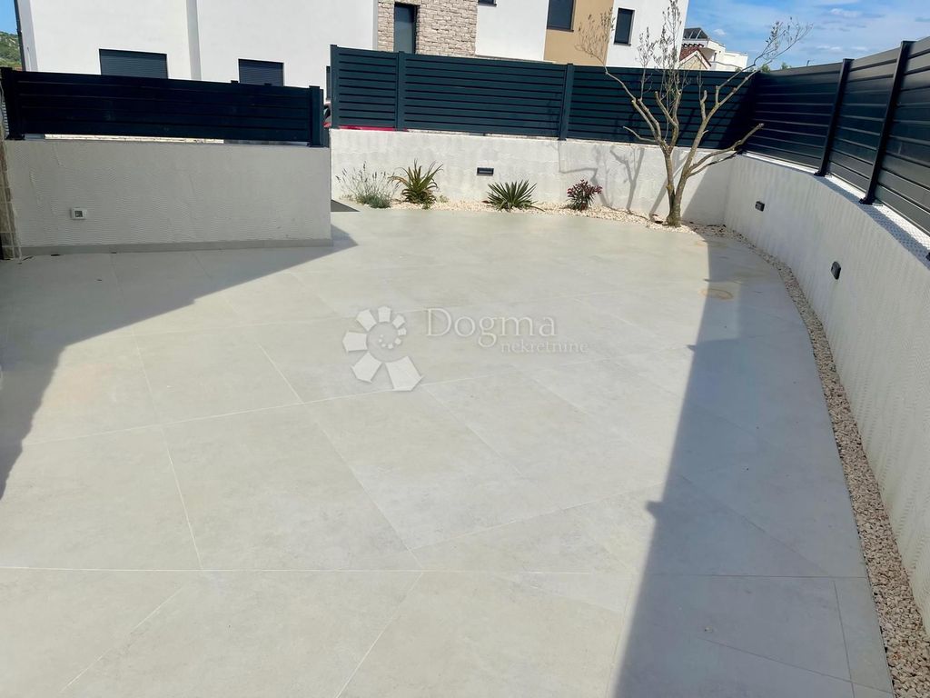 Luxury House for sale in Murter, 599 000 €, Photo 6