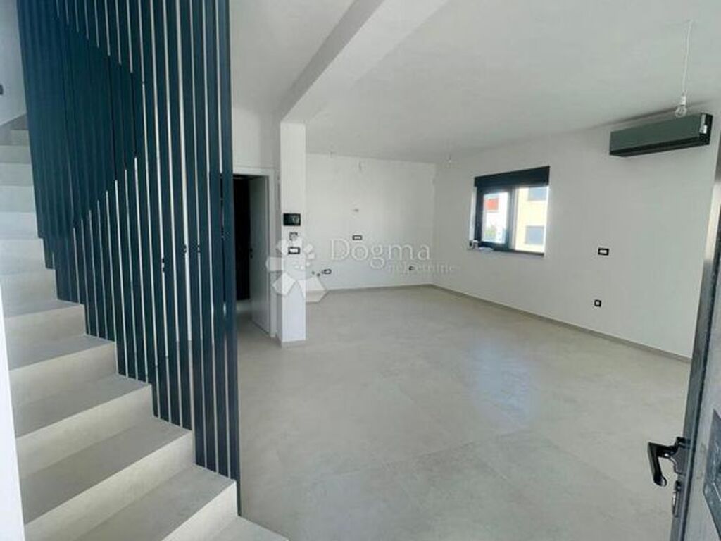 Luxury House for sale in Murter, 599 000 €, Photo 7