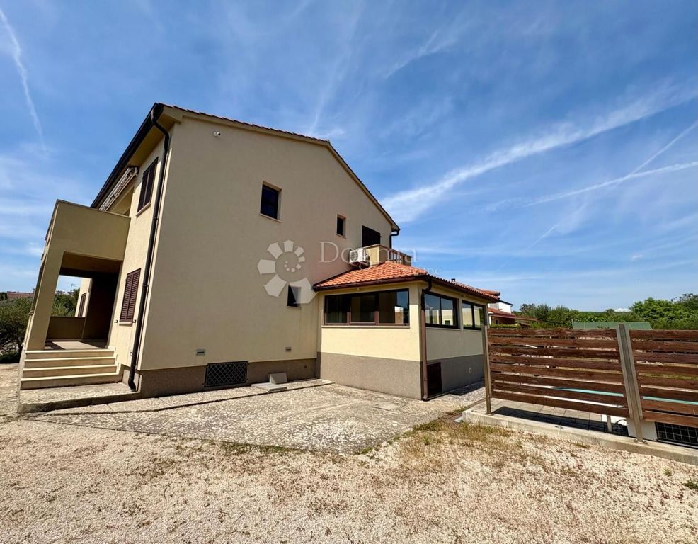Luxury House for sale in Krk, 0 €, Photo 1
