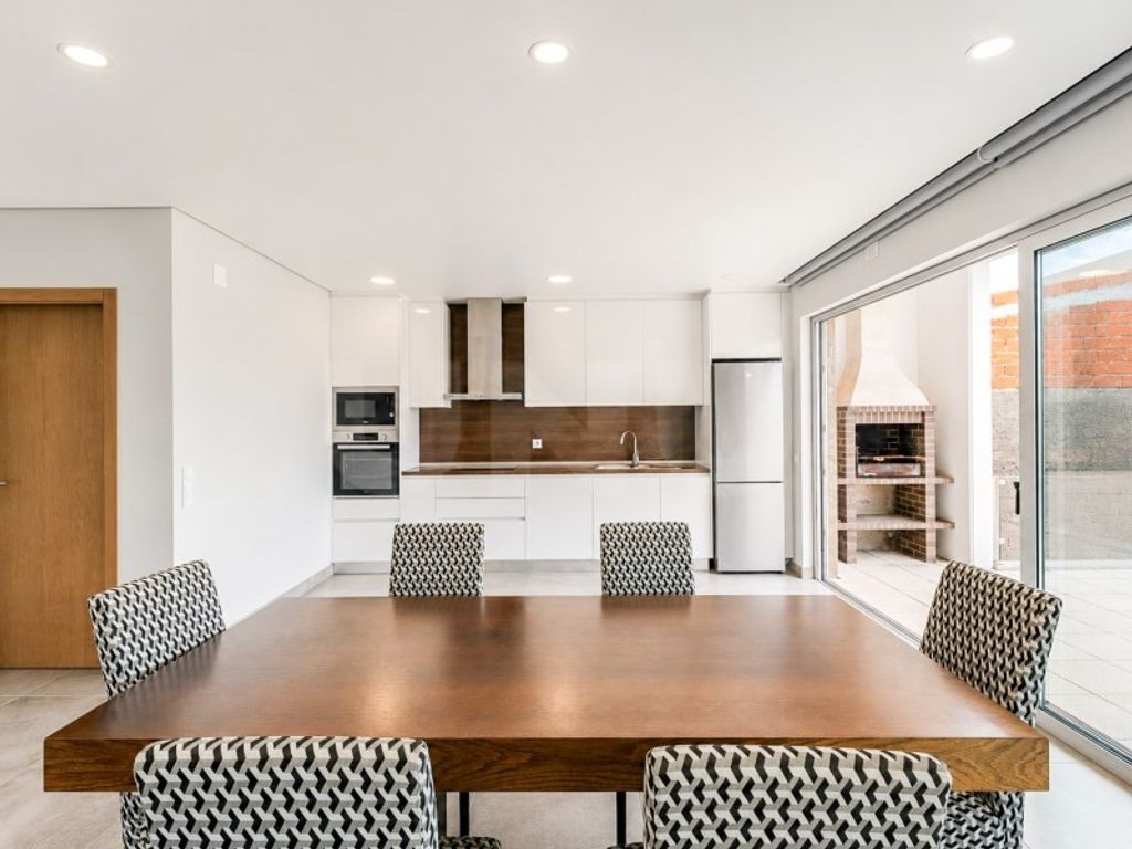 Maison de luxe à vendre à Alcobaça, 550 000 €, Photo 3