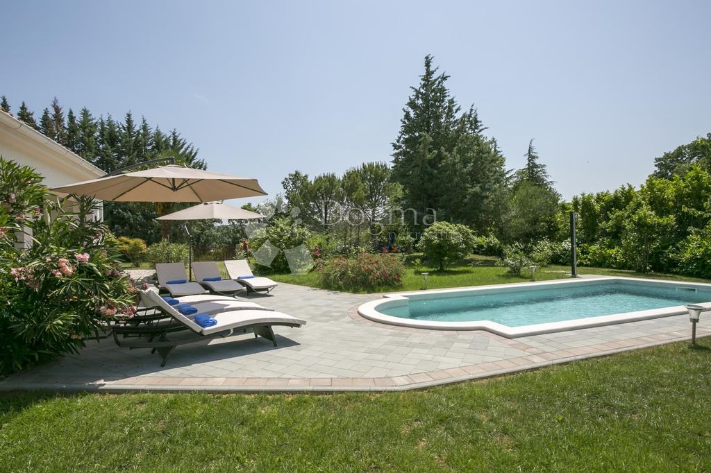 Maison de luxe à vendre à Labin, 1 600 000 €, Photo 3