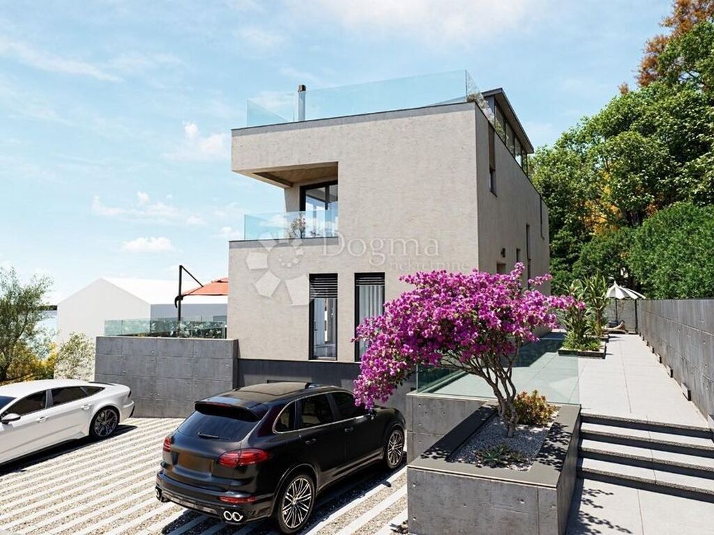 Luxury House for sale in Kršan, 0 €, Photo 3