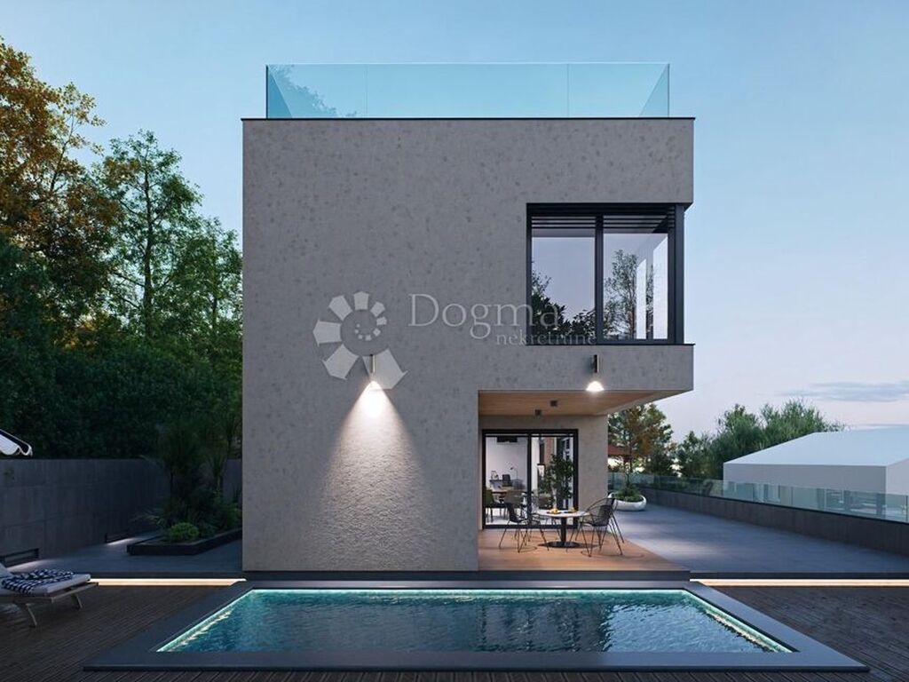 Luxury House for sale in Kršan, 0 €, Photo 5