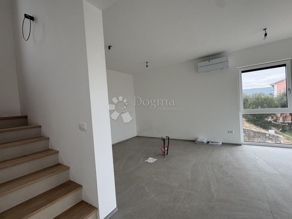 Luxury Apartment for sale in Krk, 990 000 €, Photo 5