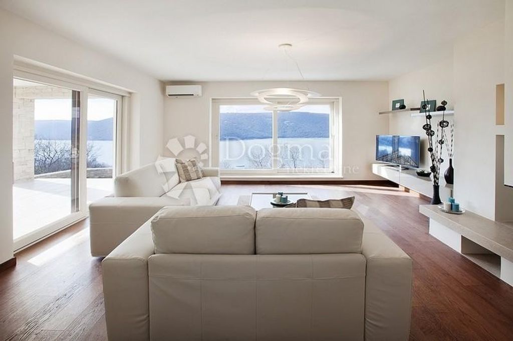 Maison de luxe à vendre à Labin, 1 000 000 €, Photo 7