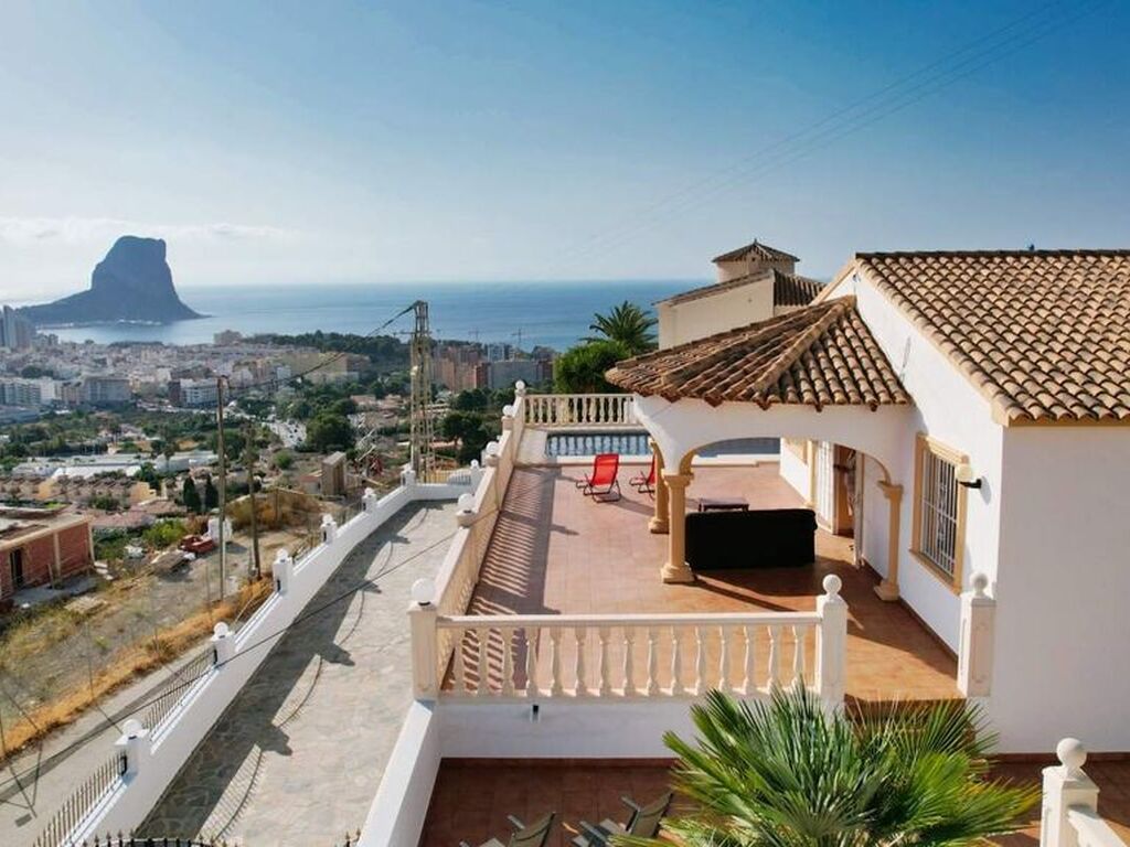 Maison de luxe à vendre à Calp, 649 000 €, Photo 1