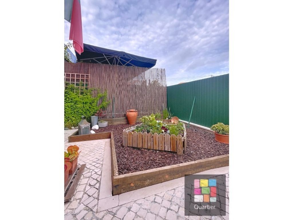Maison de luxe à vendre à Charneca de Caparica, 750 000 €, Photo 1