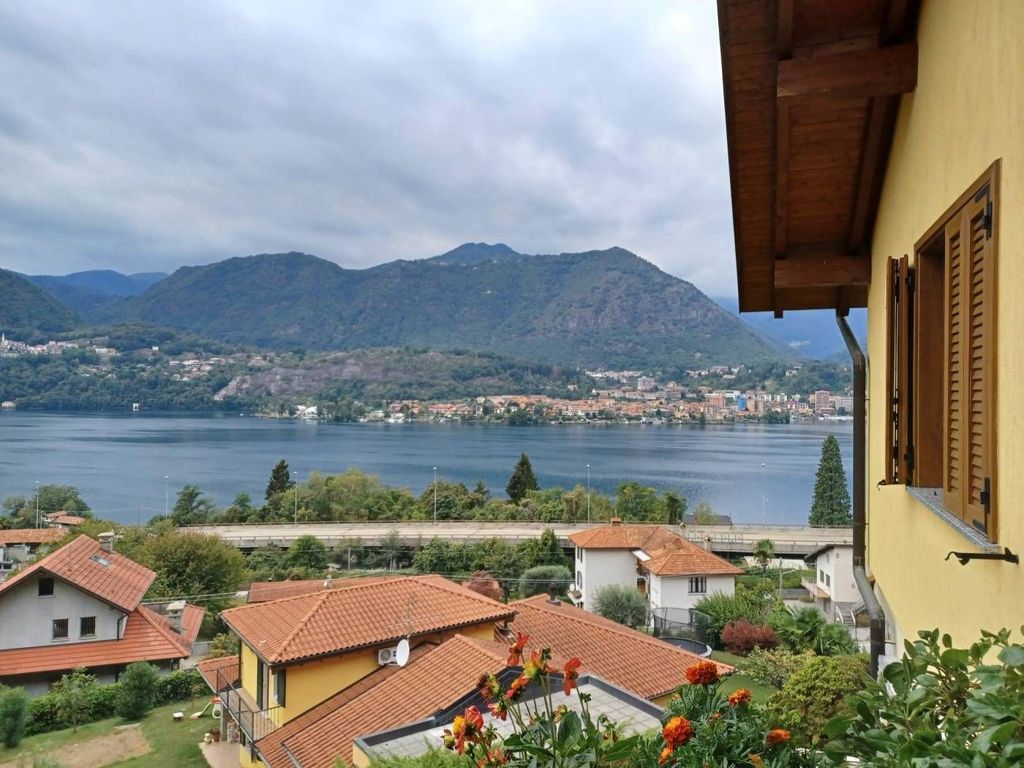 Maison de luxe à vendre à Omegna, 690 000 €, Photo 1