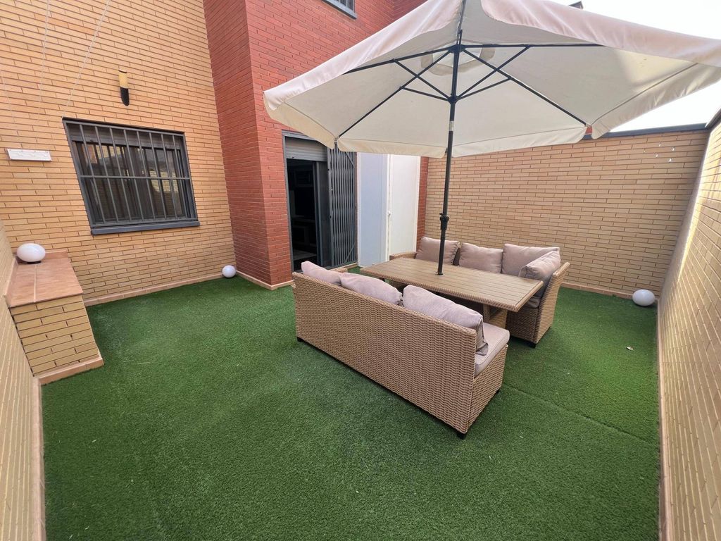 Maison de luxe à vendre à Almería, 414 000 €, Photo 1