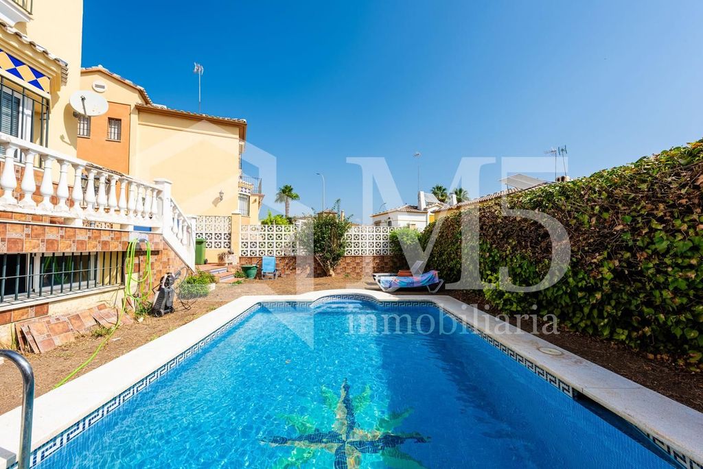 Maison de luxe à vendre à Torre Del Mar, 639 900 €, Photo 1