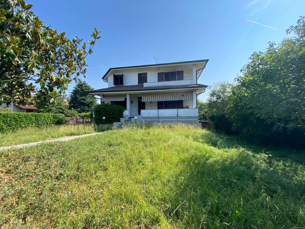 Maison de luxe à vendre à Assago, 690 000 €, Photo 1