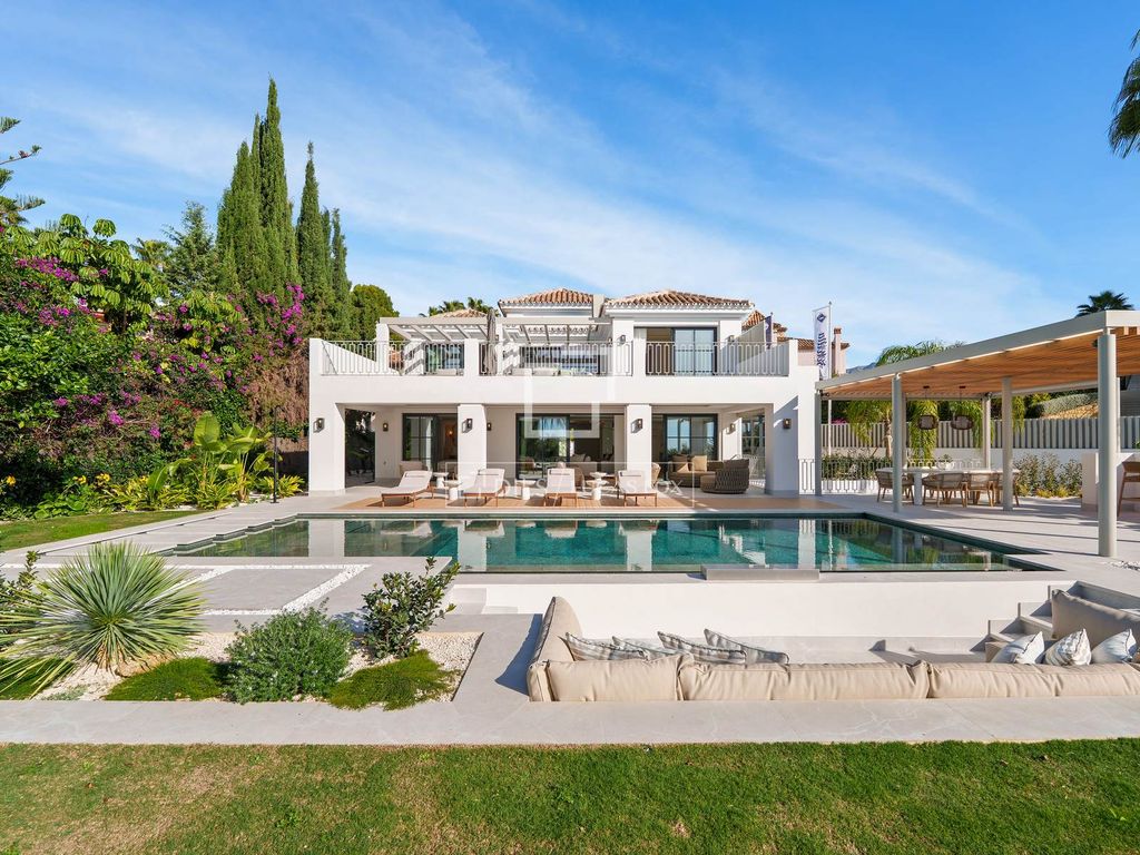 Luxury House for sale in Marbella, 5 945 000 €, Photo 1