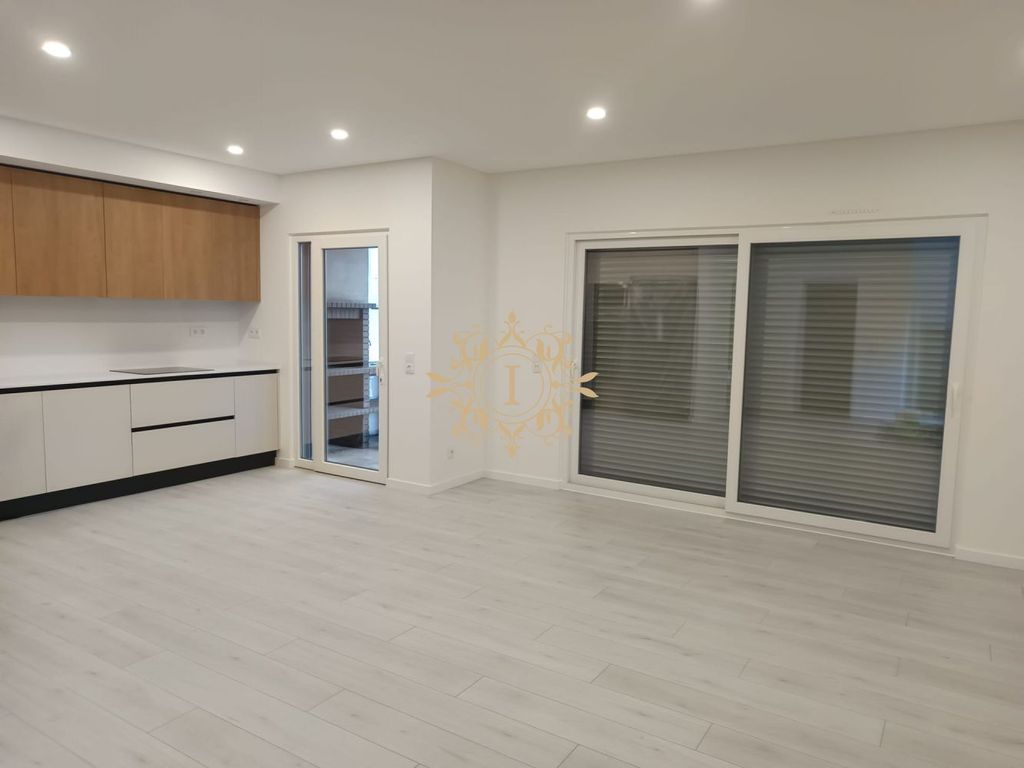 Maison de luxe à vendre à Seixal, 495 000 €, Photo 2
