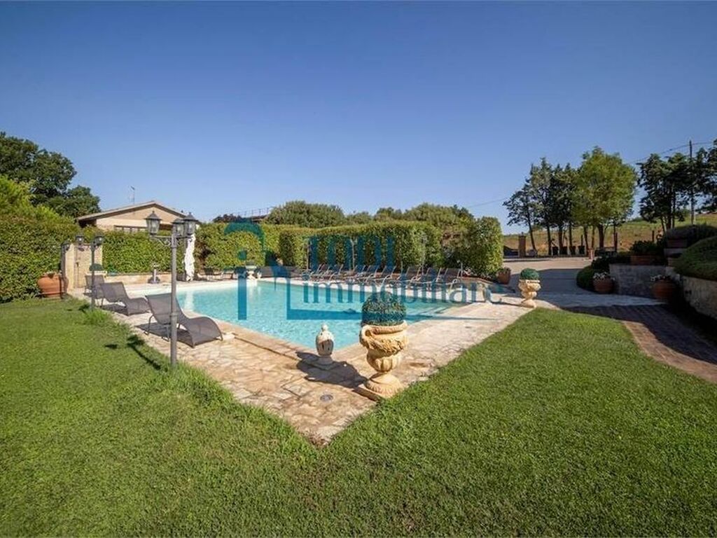 Maison de luxe à vendre à Montecastrilli, 680 000 €, Photo 2