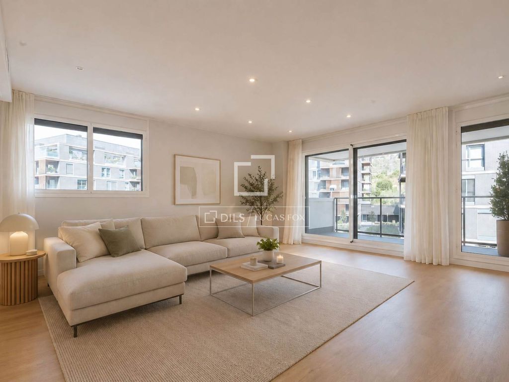 Luxury Apartment for sale in Esplugues de Llobregat, 800 000 €, Photo 3