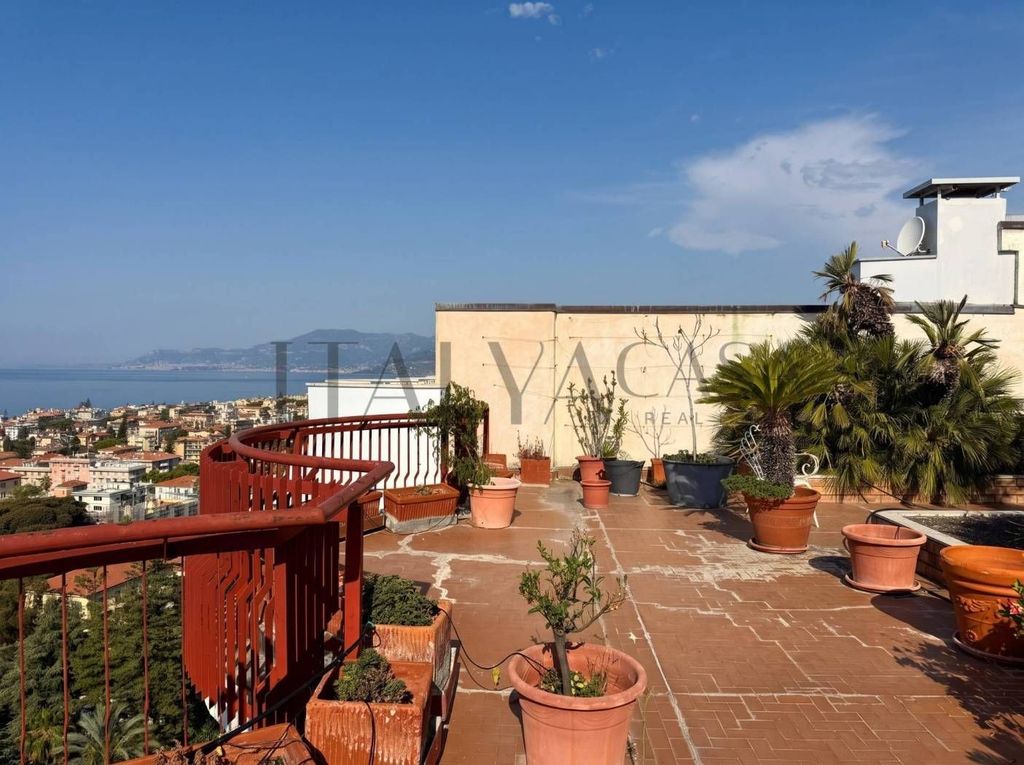 Luxury Apartment for sale in Bordighera, 1 200 000 €, Photo 3