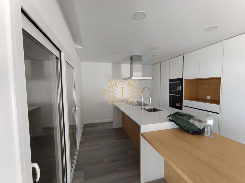 Luxury House for sale in Seixal, 697 500 €, Photo 3
