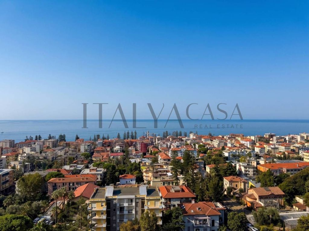 Luxury Apartment for sale in Bordighera, 1 200 000 €, Photo 4