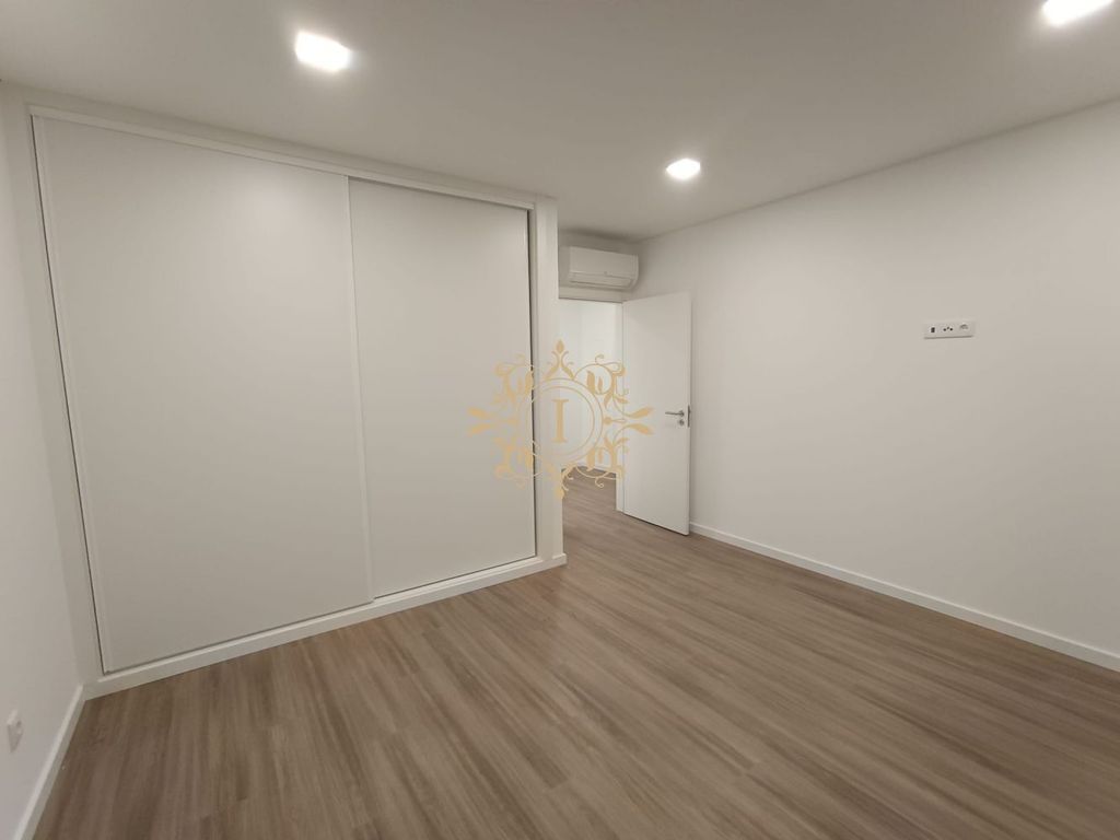 Luxury House for sale in Seixal, 480 000 €, Photo 4