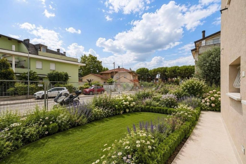 Maison de luxe à vendre à Cesenatico, 1 050 000 €, Photo 4