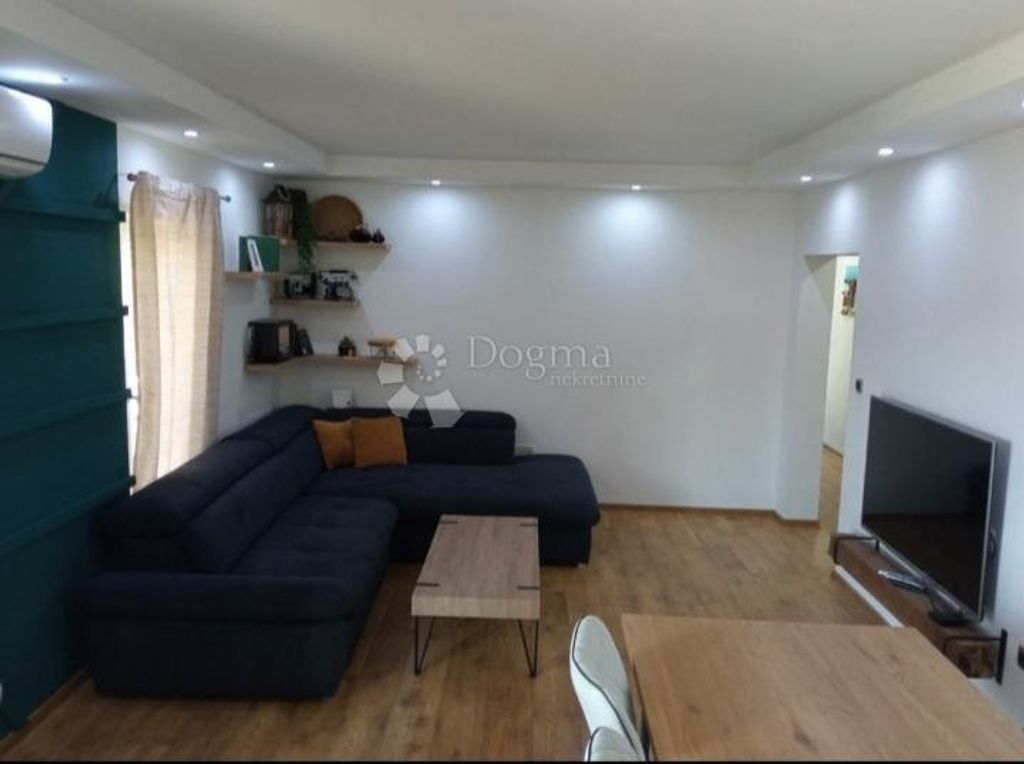 Luxury House for sale in Dugi Rat, 533 000 €, Photo 4
