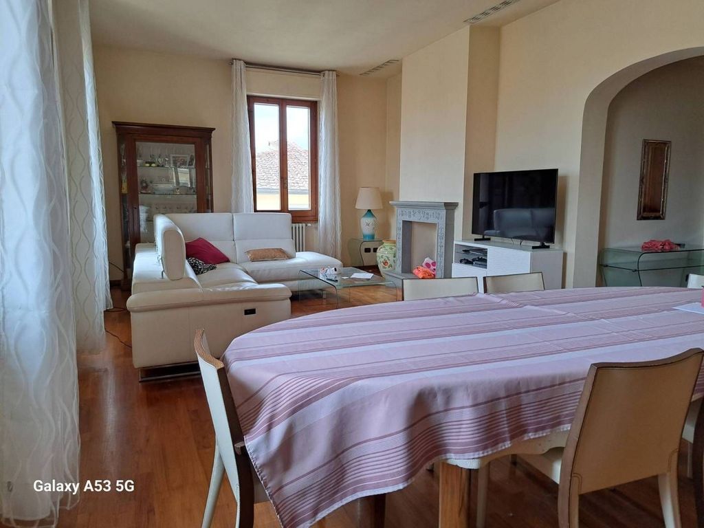 Luxury Apartment for sale in Florence, 980 000 €, Photo 1