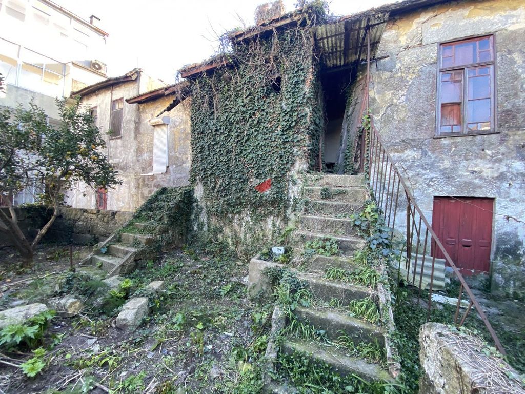 Luxury House for sale in Porto, 480 000 €, Photo 1