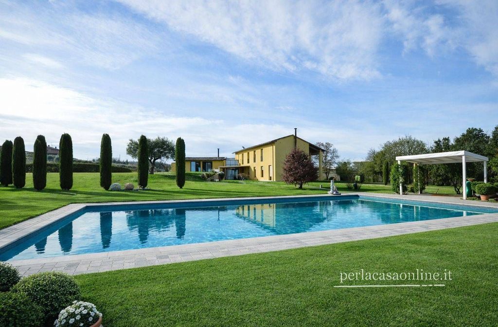 Luxury House for sale in Forlì, 1 390 000 €, Photo 1