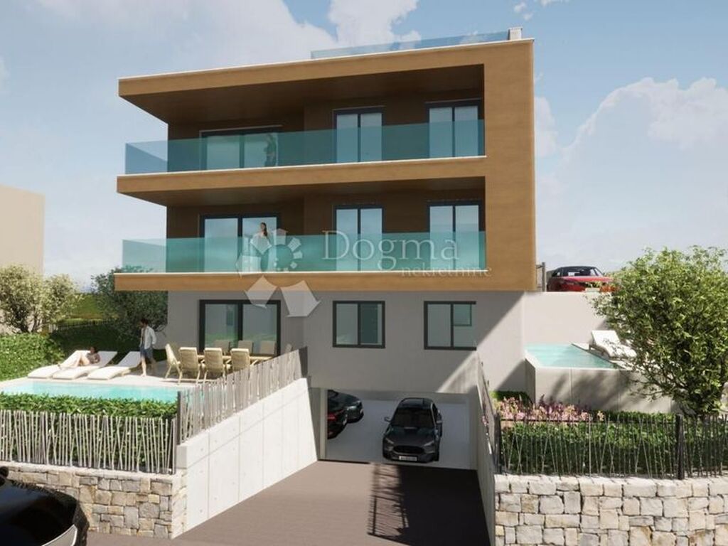Appartement de luxe à vendre à Okrug Donji, 570 000 €, Photo 2