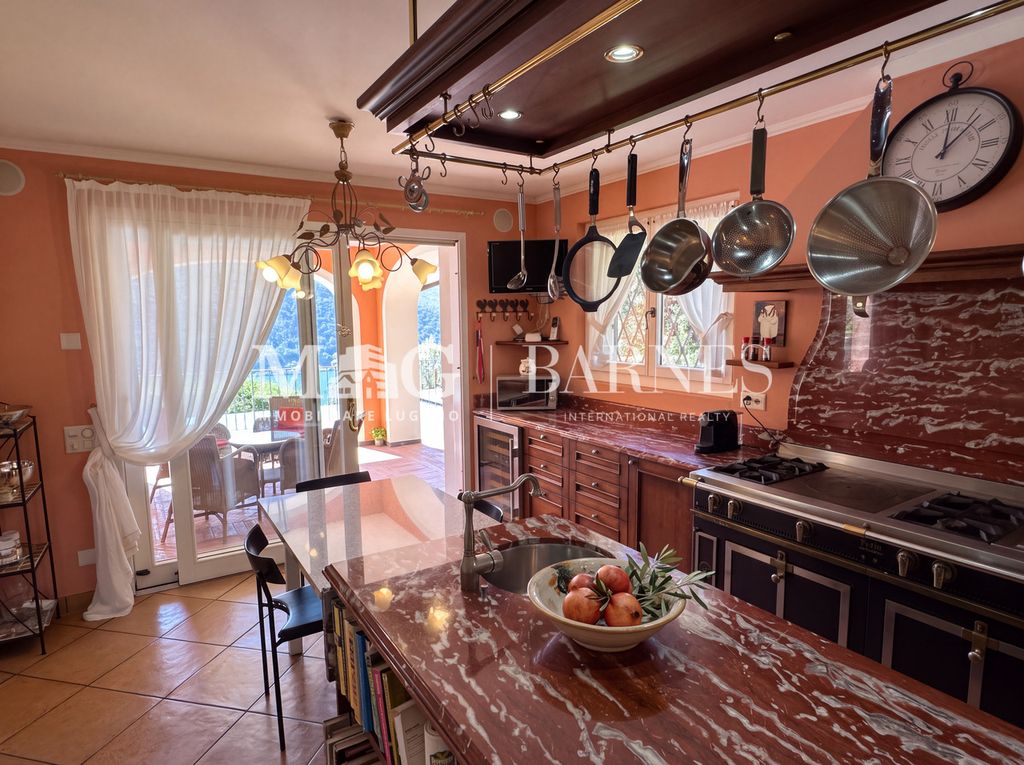 Luxury House for sale in Vico Morcote, 0 €, Photo 2