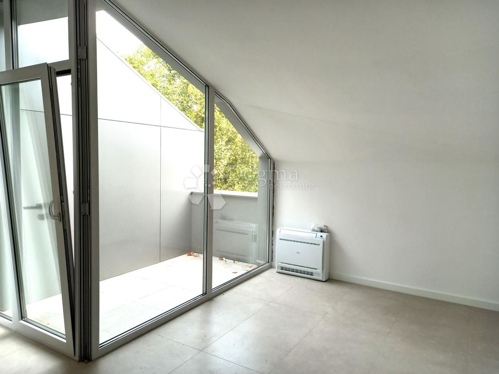Appartement de luxe à vendre à Crikvenica, 517 050 €, Photo 2