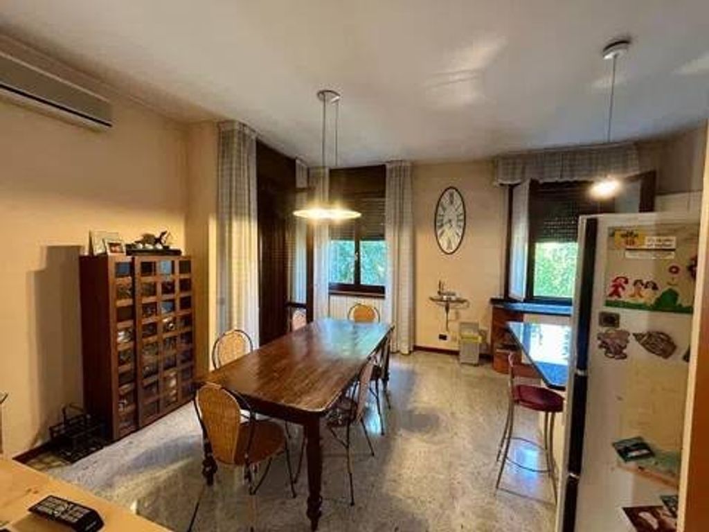 Maison de luxe à vendre à Modena, 849 000 €, Photo 2